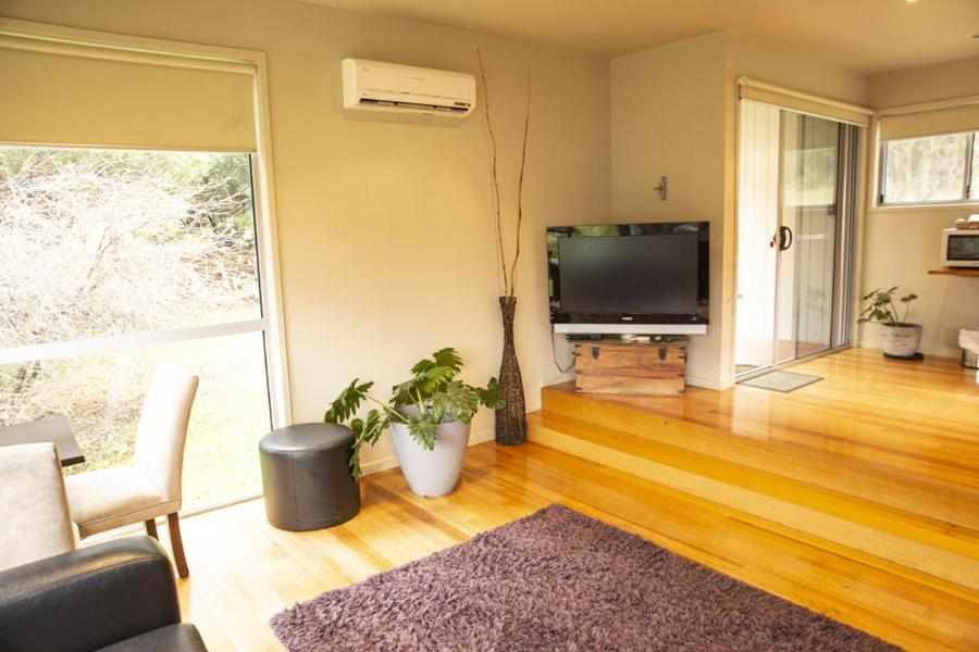 Little Norfolk Bay Events And Chalets Taranna Exterior foto